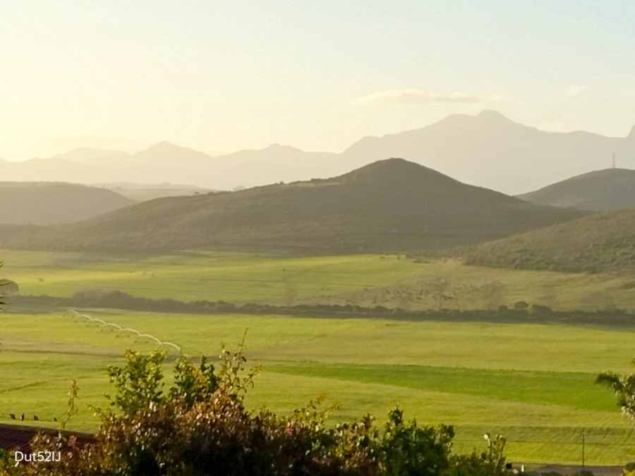 4 Bedroom Property for Sale in Fraaiuitsig Western Cape